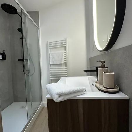 Nova 4 Personnes - Vue De - A Quelques Minutes Du Centre-ville De