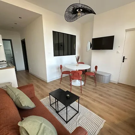 Nova 4 Personnes - Vue De - A Quelques Minutes Du Centre-ville De * Charleville-Mézières