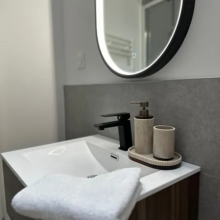 Nova 4 Personnes - Vue De - A Quelques Minutes Du Centre-ville De Apartmán Charleville-Mézières