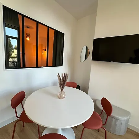 Nova 4 Personnes - Vue De - A Quelques Minutes Du Centre-ville De Apartmán